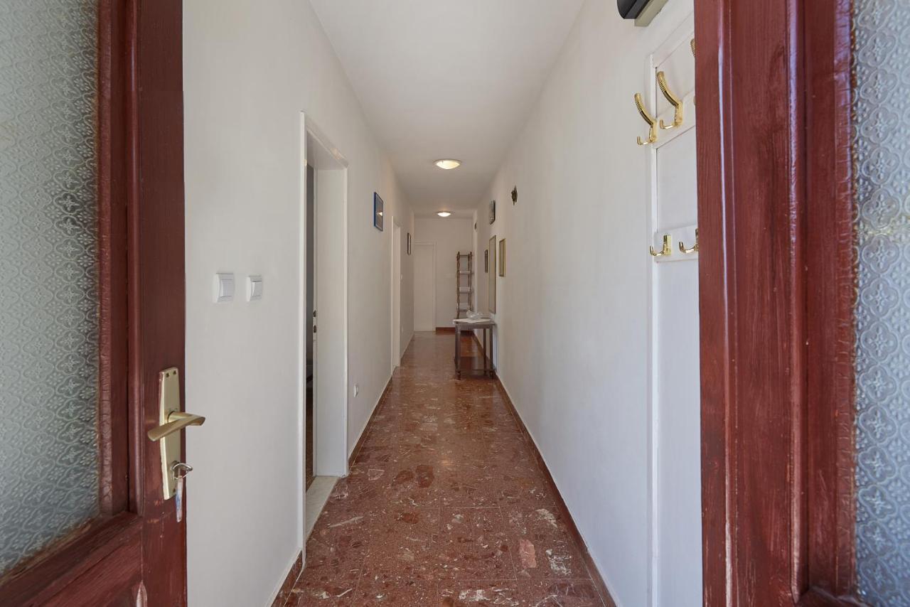 Apartmani Kuca U Maslinama Свети-Стефан Экстерьер фото