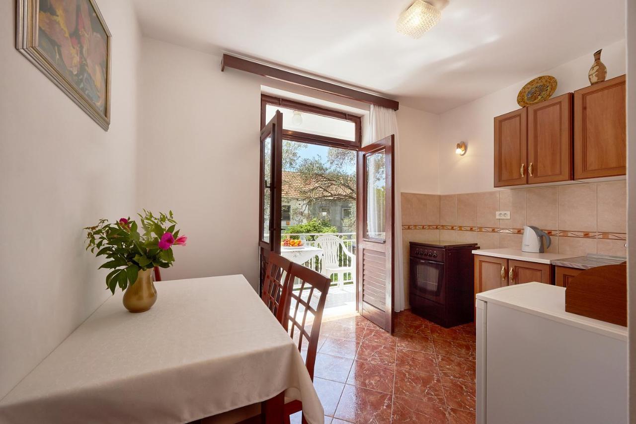 Apartmani Kuca U Maslinama Свети-Стефан Экстерьер фото