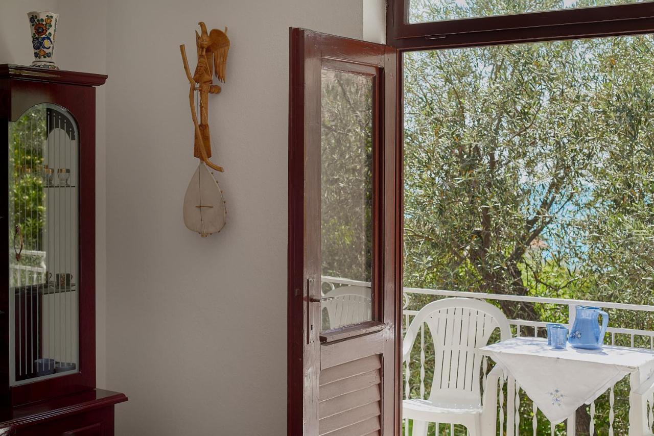 Apartmani Kuca U Maslinama Свети-Стефан Экстерьер фото