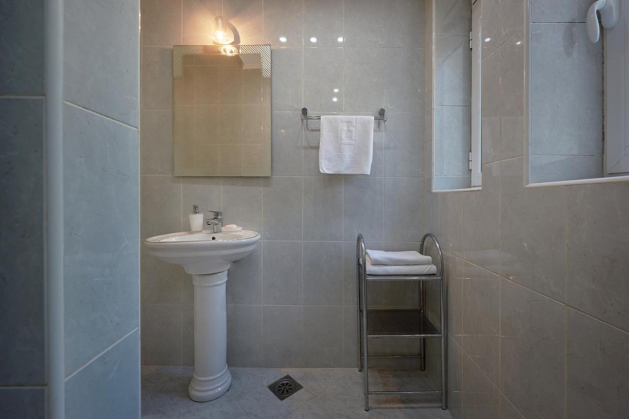 Apartmani Kuca U Maslinama Свети-Стефан Экстерьер фото