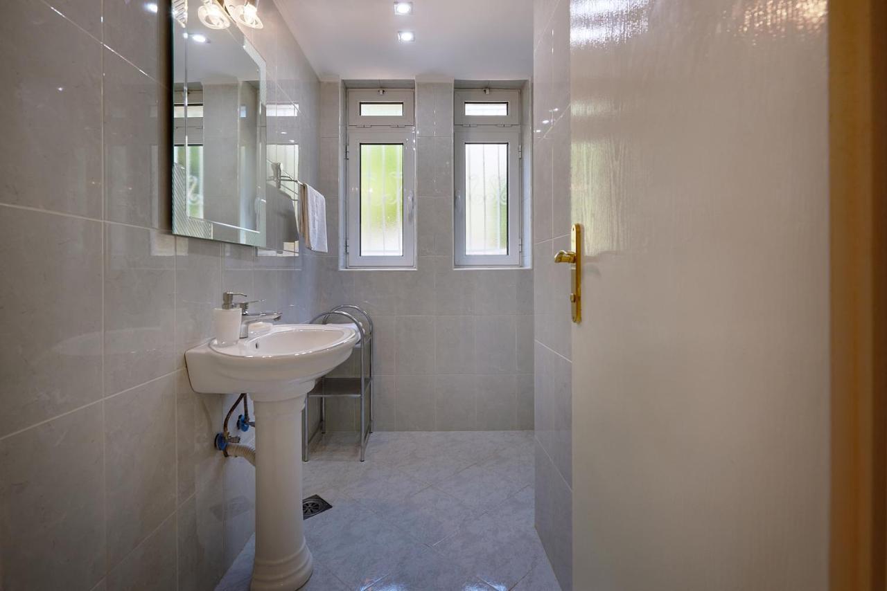 Apartmani Kuca U Maslinama Свети-Стефан Экстерьер фото